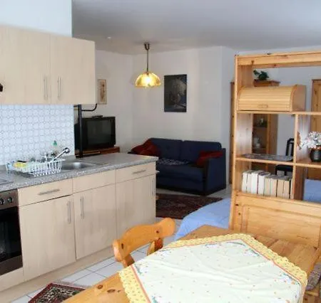 Apartamento & Wolf *